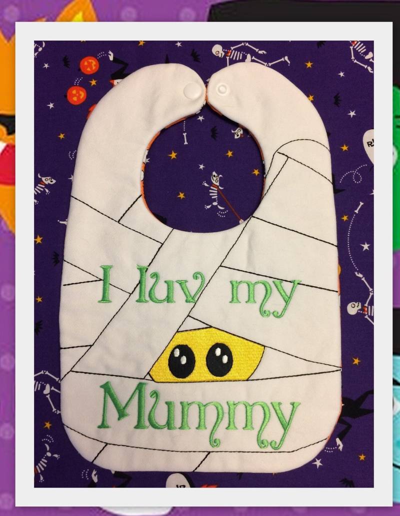 Halloween Mama Baby Lätzchen von Etsy - Babyneedsbibs