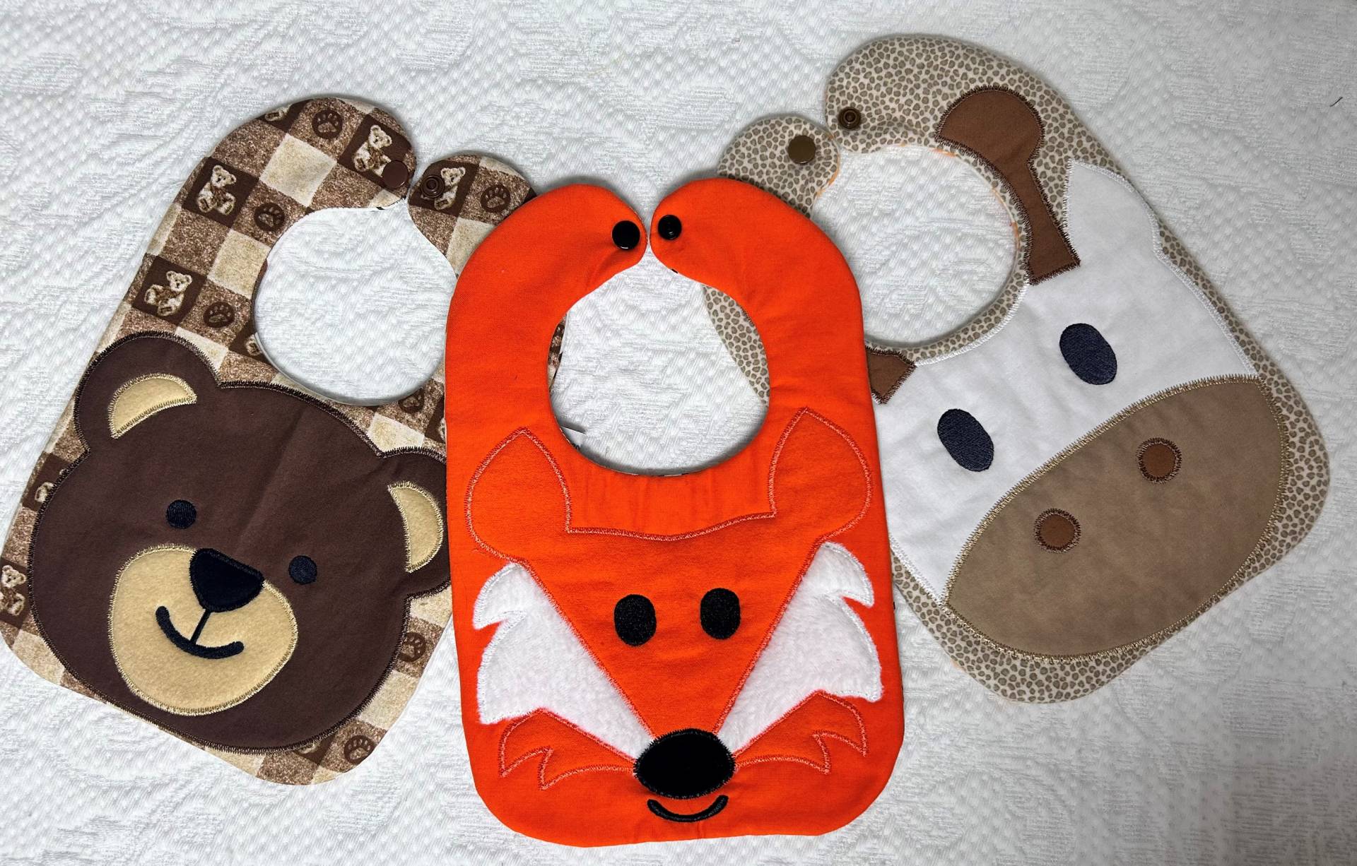 Tier Charakter Baby Lätzchen, Fuchs, Giraffe, Bär Tier Charakter Baby Lätzchen, Fuchs, Giraffe, Bär von Etsy - Babyneedsbibs