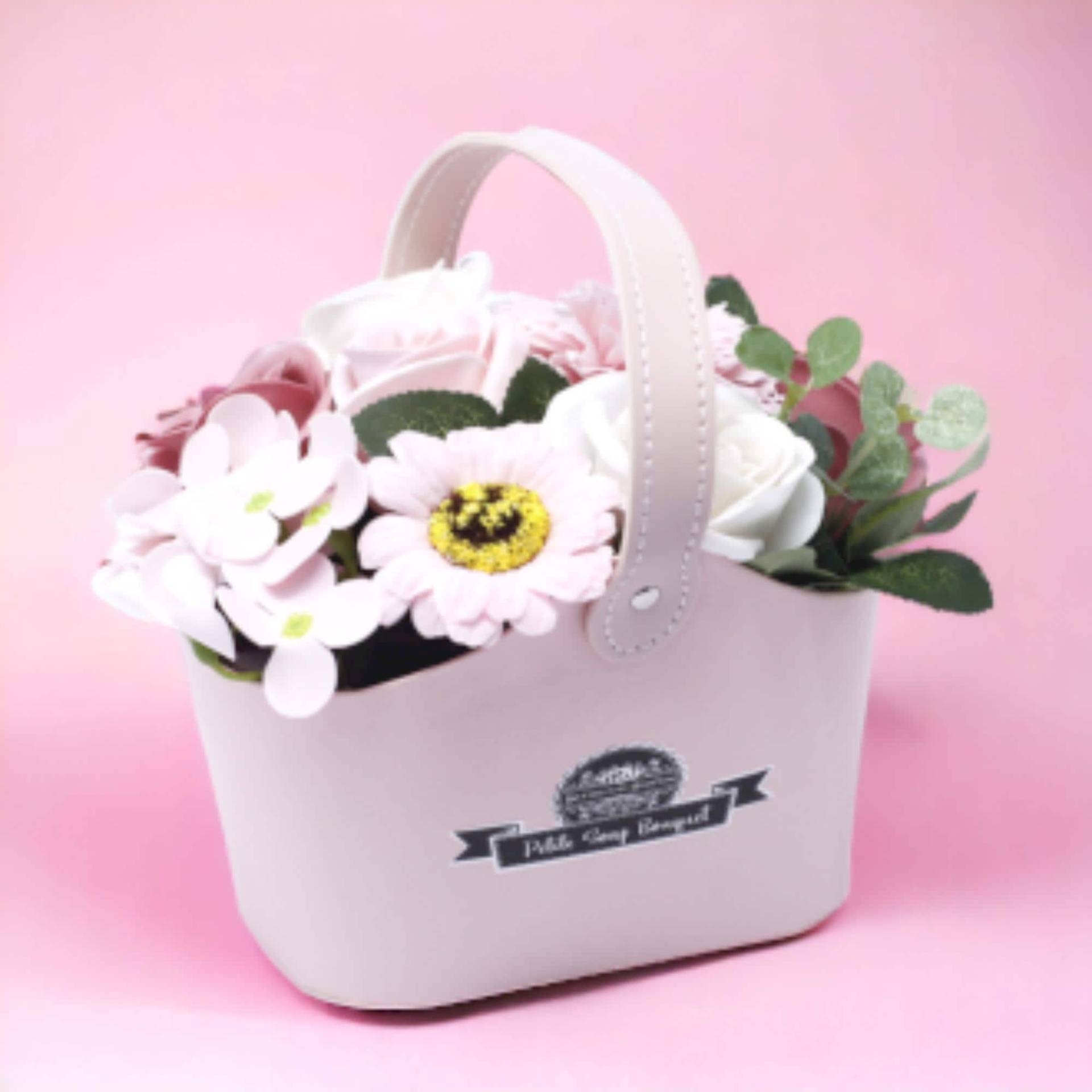 Kleine Seifenblumen-Bouquets in Korb, Seifenblumen, Bouquet, Weihnachten, Geschenk, Hochzeit, Valentinstag, Muttertag, Deko, Luxus, Spa Kleine Seifenblumen-Bouquets in Korb, Seifenblumen, Bouquet, Weihnachten, Geschenk, Hochzeit, Valentinstag, Muttertag, Deko, Luxus, Spa von Etsy - BadebombenBoutique