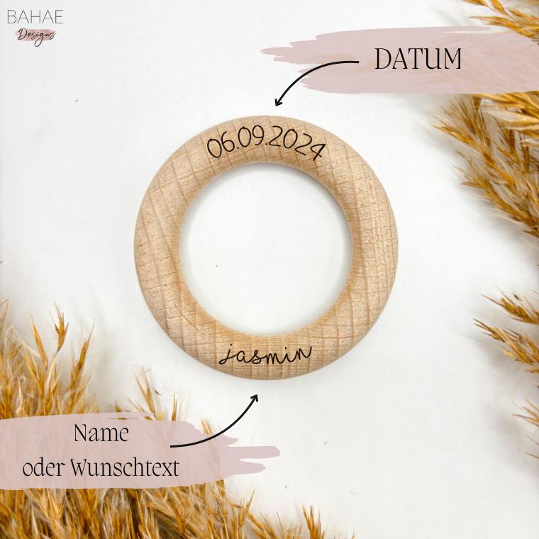 Personalisierter Holzring Mit Name & Datum | Gravur Buche, Naturbelassen |34-100mm Geschenk Zur Geburt, Diy, Makramee Personalisierter Holzring Mit Name & Datum | Gravur Buche, Naturbelassen |34-100mm Geschenk Zur Geburt, Diy, Makramee von Etsy - BahaeDesigns
