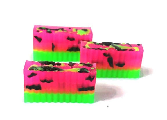 Wassermelonen Seife - Bio Wassermelone Geburtstags Gastgeschenke Bar Geschenk Für Teenager Sommer Erdbeer Party Wassermelonen Seife - Bio Wassermelone Geburtstags Gastgeschenke Bar Geschenk Für Teenager Sommer Erdbeer Party von Etsy - BailaDesignsCo