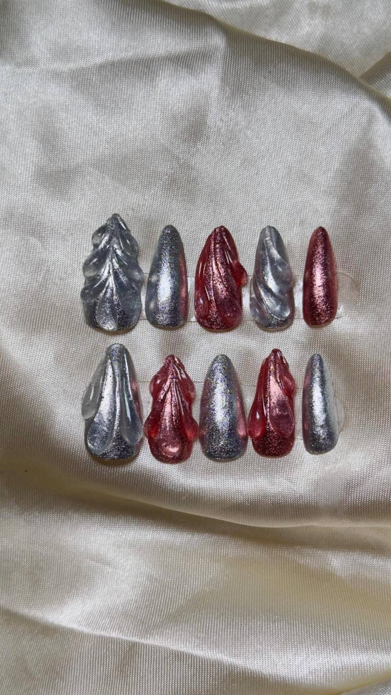 Handmade Press-On Nails, Chrome Nails Pink & Silver von Etsy - BarbiesNailSpace