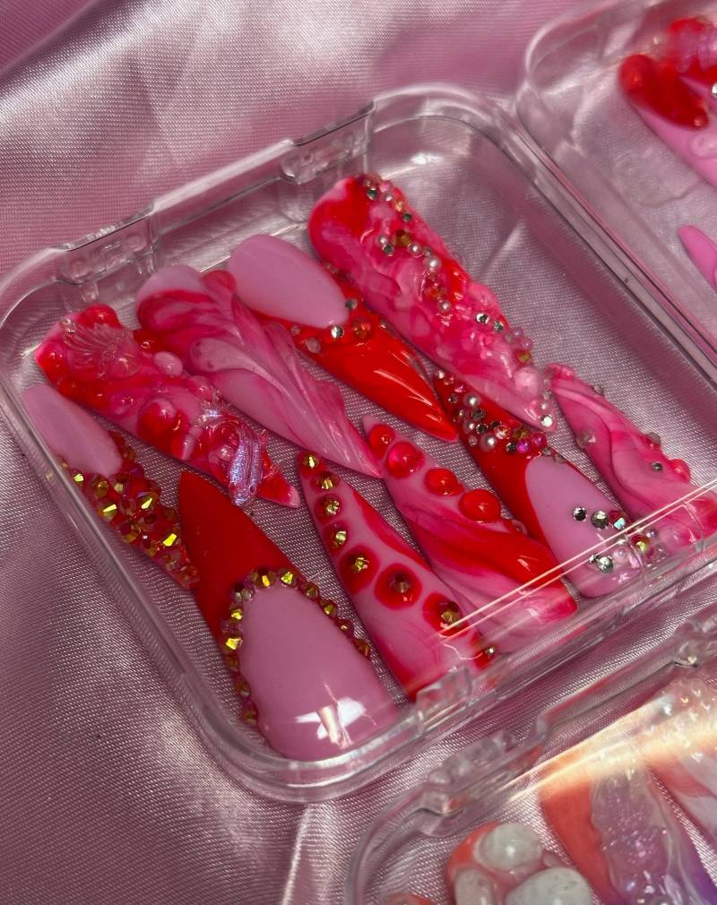 Handmade Press-On Nails, Pink & Red Fairy Style von Etsy - BarbiesNailSpace
