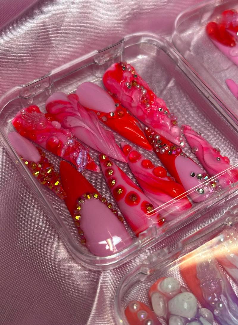 High End Handmade Luxury Press-On Nails, Pink & Red Mermaid Style | Unbreakable High End Handmade Luxury Press-On Nails, Pink & Red Mermaid Style | Unbreakable von Etsy - BarbiesNailSpace