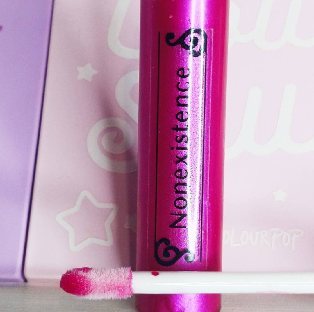 Magenta Feuchtigkeitsspendender Lipgloss in "Nicht-Existenz" | 18 Einzigartige Geschmacksrichtungen Verfügbar Magenta Feuchtigkeitsspendender Lipgloss in "Nicht-Existenz" | 18 Einzigartige Geschmacksrichtungen Verfügbar von Etsy - BasicWitchBeauty