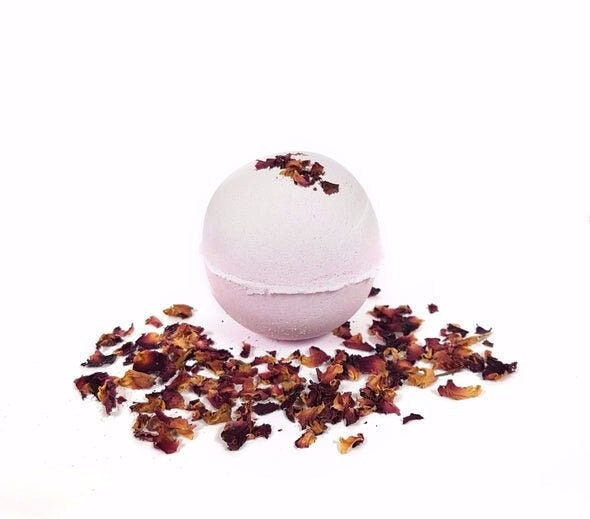 Große Kopf-Bis-Fuß-Haut Verjüngende Kakaobutter Rose & Ylang Vegan Uk Handgemachtes Geschenk Für Ihre Badebomben Alkoholfrei 160G von Etsy - BathIndulgenceUK