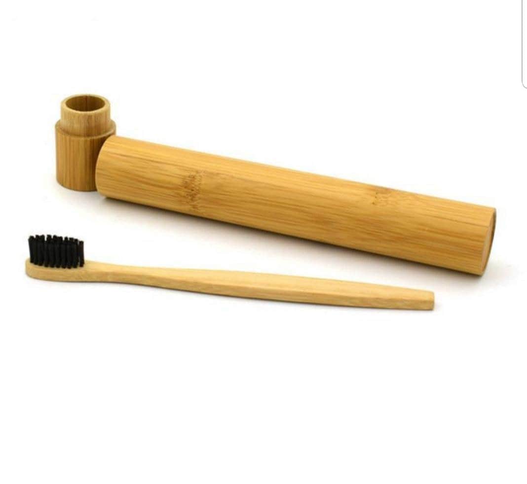 Bambuszahnbürste & Reiseetui Weiche Borsten, Umweltfreundliche Mundhygiene Bambuszahnbürste & Reiseetui Weiche Borsten, Umweltfreundliche Mundhygiene von Etsy - BathingBeautiesUK