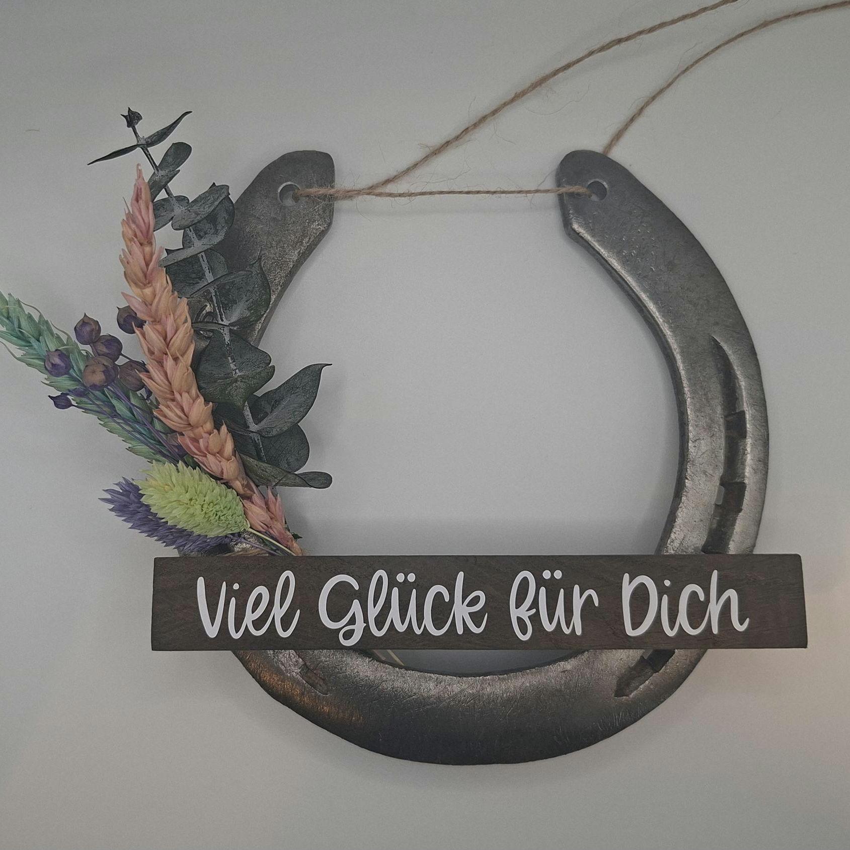 Hufeisen Glücksbringer Geschenk Glück Türdeko Blumendeko von Etsy - Bavariangifts23