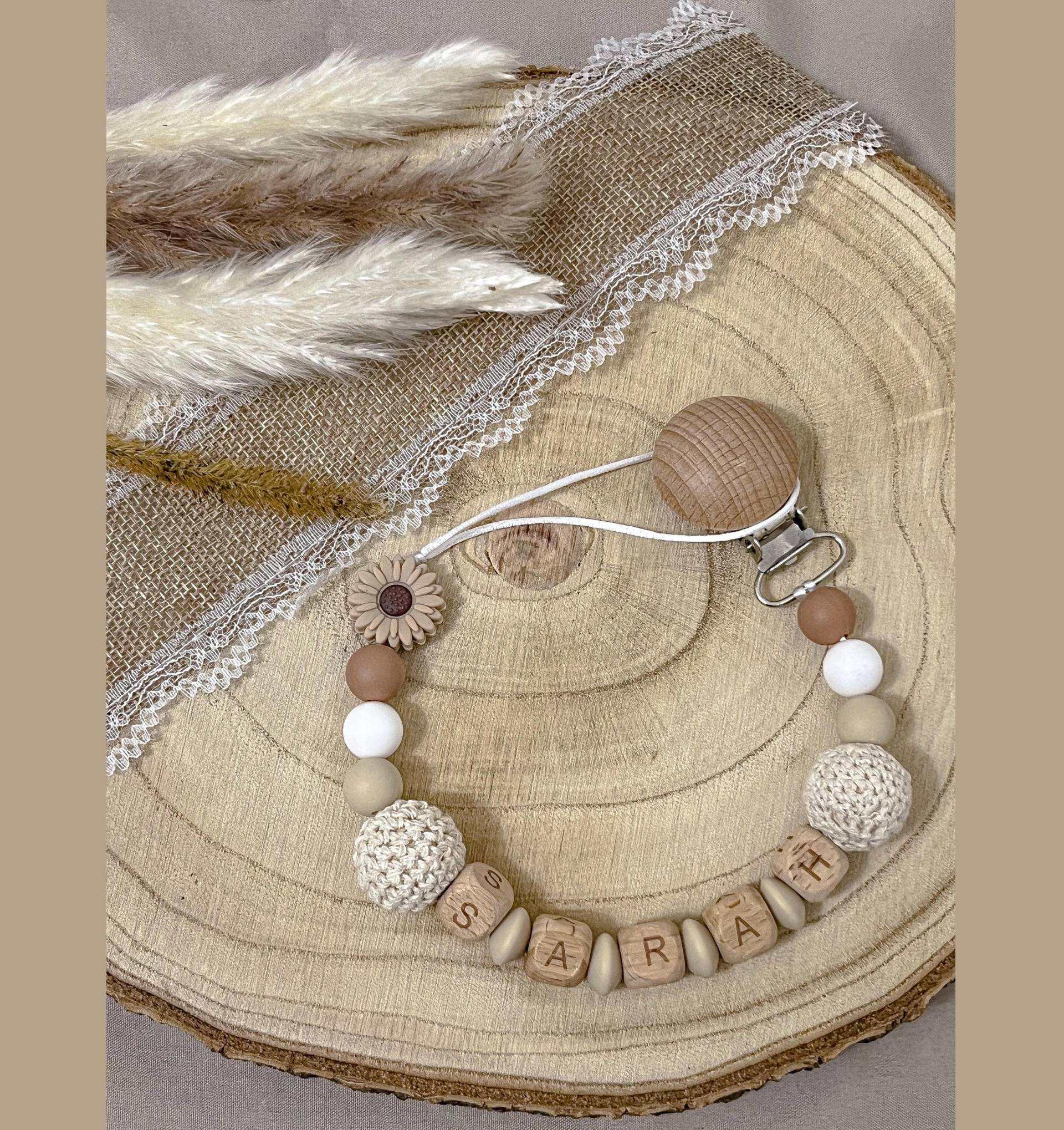 Catenella Porta Ciuccio Personalizzata Boho Baby Con Clip in Legno - Nome Della Catenella Catenella Porta Ciuccio Personalizzata Boho Baby Con Clip in Legno - Nome Della Catenella von Etsy - Bbabyboutiquee