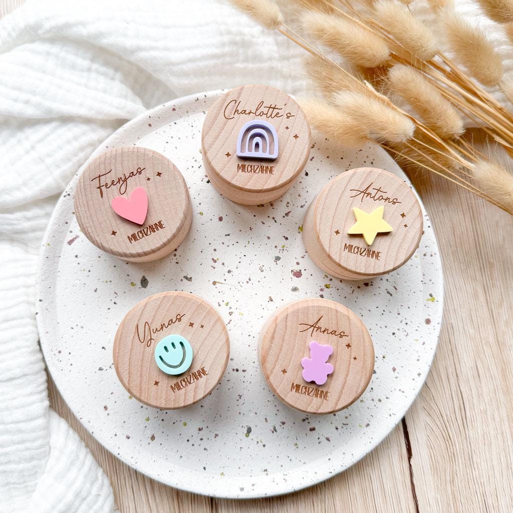 Milchzahndose Mit Namen Für Kinder Und Symbol | Personalisierte Zahndose Dose Milchzähne Aufbewahrungsdose Zahndöschen Smiley Milchzahndose Mit Namen Für Kinder Und Symbol | Personalisierte Zahndose Dose Milchzähne Aufbewahrungsdose Zahndöschen Smiley von Etsy - BeBonnieShop