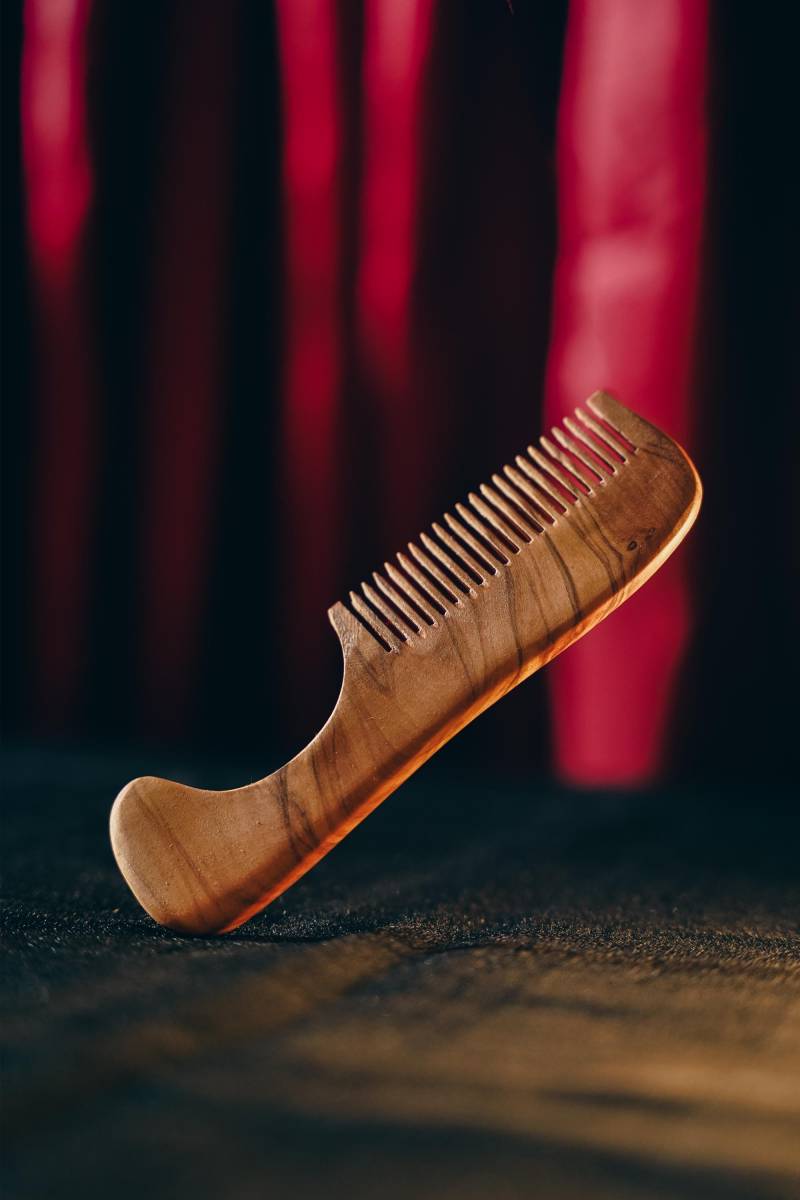 Kamm Aus Olivenholz Mit Griff | Handarbeit Entwirrungskamm - Stylingkamm von Etsy - BeacraftyDE