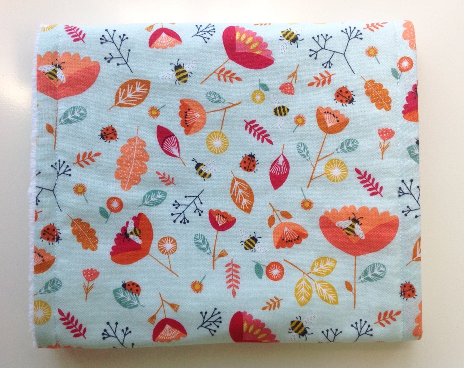 Wald Burp Tuch, Baby Mädchen Blaue Blumen Lappen, Baby-Mädchen-Geschenk, Spit-Up-Lappen, Baby-Burpie, Tiere Burping Geschenk-Set von Etsy - BearCubsStore