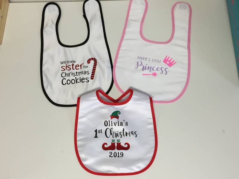 Baby-Bib - Individualisiert Baby-Bib - Individualisiert von Etsy - BearyNiceDesignsAU