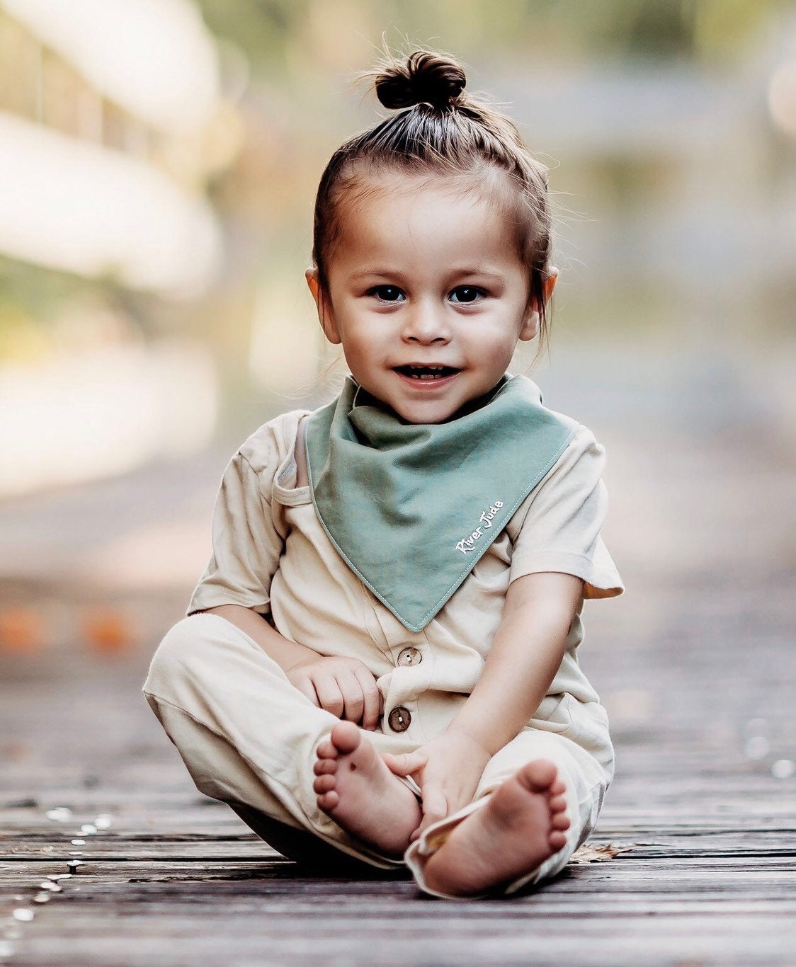Hand Bestickt Salbei Grün Eukalyptus Name Monogramm Atmungsaktiv Saugfähig Musselin Leinen Baumwolle Baby Bandana Lätzchen Massiv Hand Bestickt Salbei Grün Eukalyptus Name Monogramm Atmungsaktiv Saugfähig Musselin Leinen Baumwolle Baby Bandana Lätzchen Massiv von Etsy - BeauandBellaBoutique