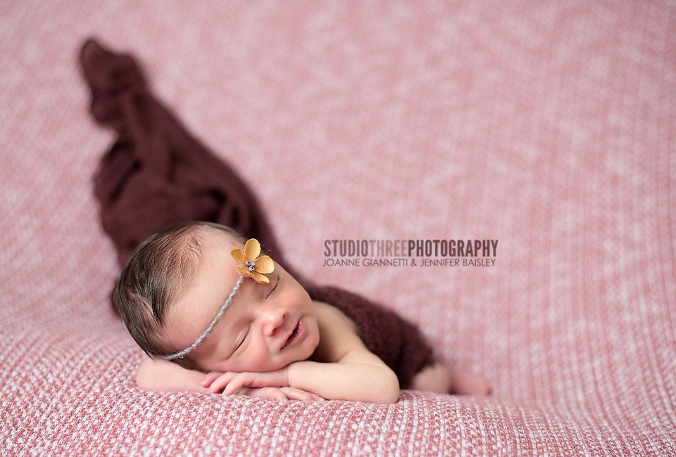 Black Cherrys Stretch Strick Wrap Neugeborene Fotografie Black Cherrys Stretch Strick Wrap Neugeborene Fotografie von Etsy - BeautifulPhotoProps