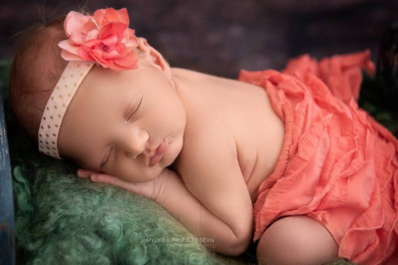 Coral Gold Ruffle Neugeborenen Wrap Fotografie Requisite Coral Gold Ruffle Neugeborenen Wrap Fotografie Requisite von Etsy - BeautifulPhotoProps