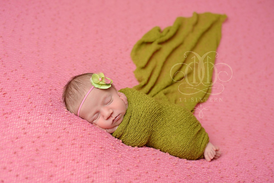 Lemongrass Grün Stretch Strick Wrap Neugeborene Baby Fotografie Lemongrass Grün Stretch Strick Wrap Neugeborene Baby Fotografie von Etsy - BeautifulPhotoProps