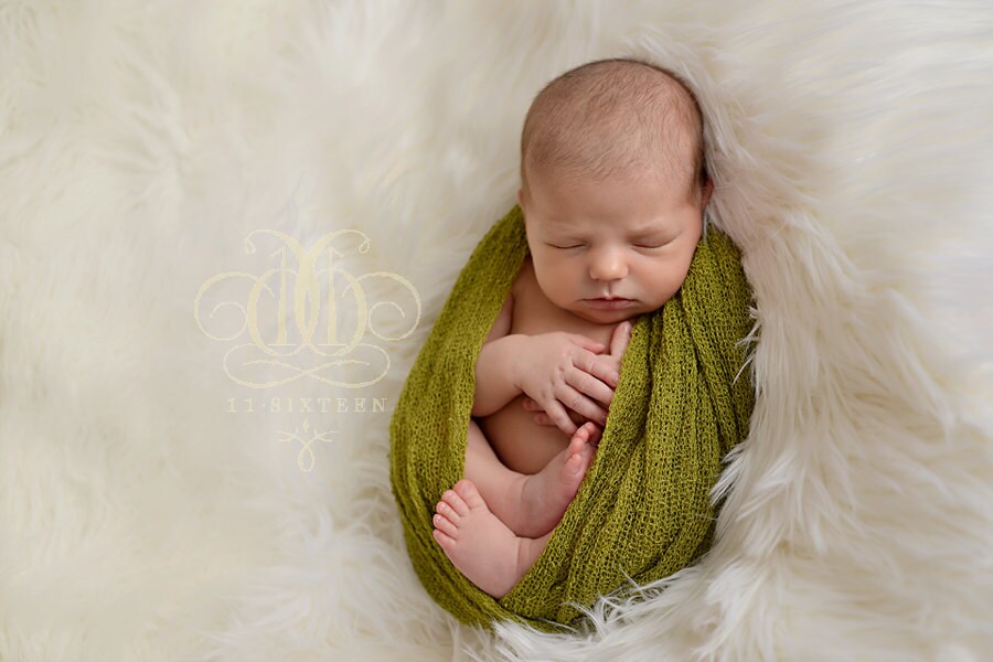 Lemongrass Grün Stretch Strick Wrap Neugeborene Fotografie Requisite von Etsy - BeautifulPhotoProps