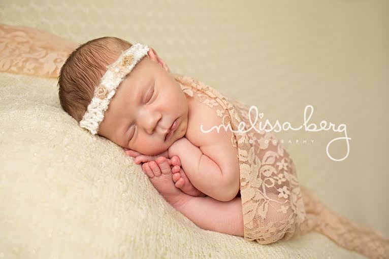 Pfirsich Stretch Spitzen Wrap Neugeborene Fotografie Requisite von Etsy - BeautifulPhotoProps
