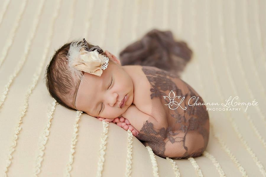 Toffee Braun Stretch Spitze Wrap Neugeborene Fotografie Requisite Baby Swaddle Toffee Braun Stretch Spitze Wrap Neugeborene Fotografie Requisite Baby Swaddle von Etsy - BeautifulPhotoProps