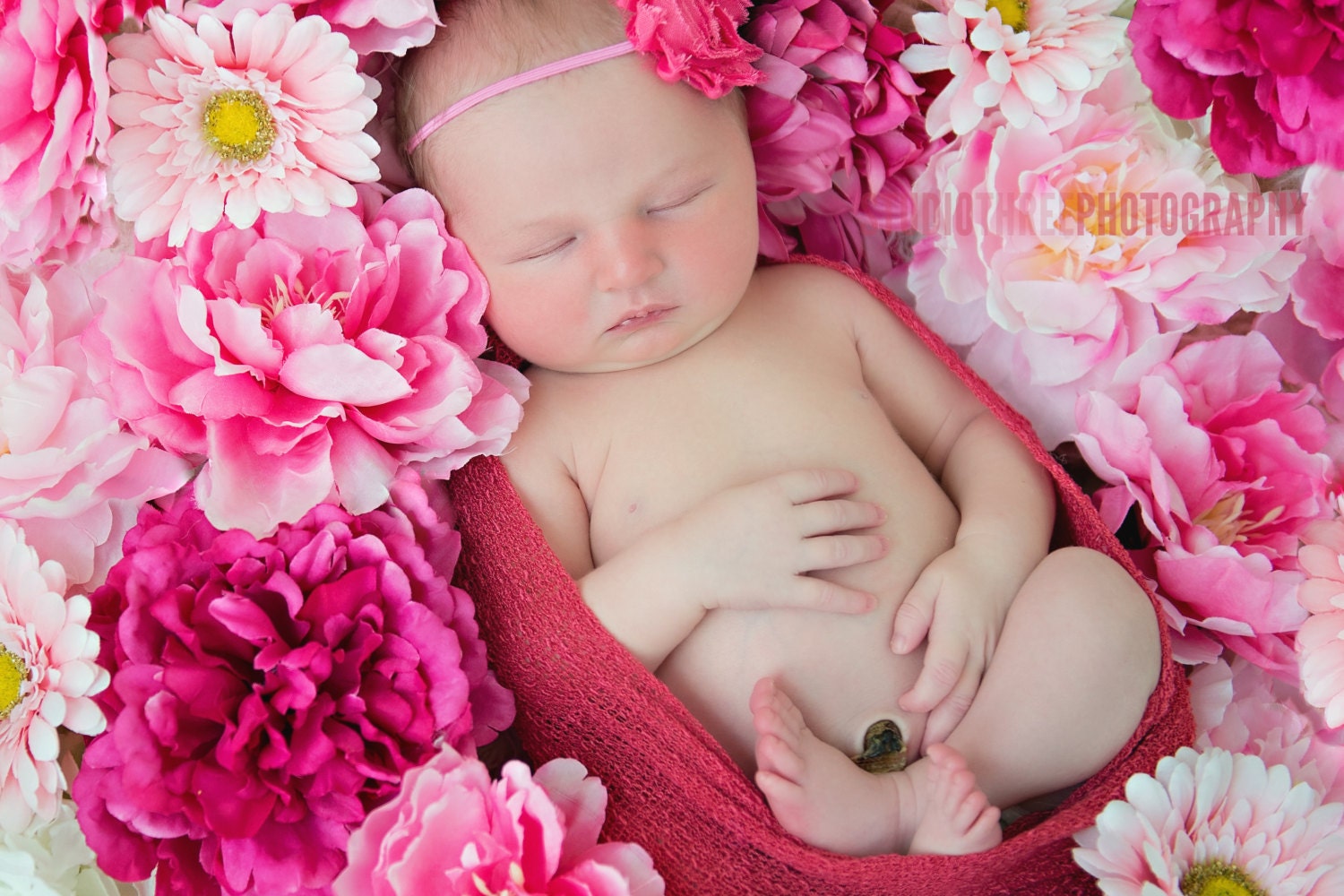 Zinnia Stretch Strick Wrap Neugeborene Baby Fotografie Requisite von Etsy - BeautifulPhotoProps