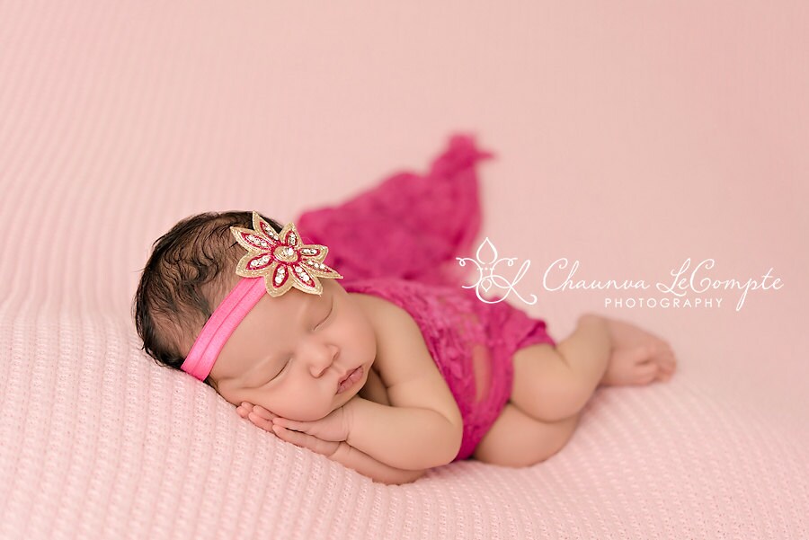 stretch Spitzen Wrap Fuschia Hot Pink Neugeborenen Fotografie Requisite Baby Swaddle stretch Spitzen Wrap Fuschia Hot Pink Neugeborenen Fotografie Requisite Baby Swaddle von Etsy - BeautifulPhotoProps