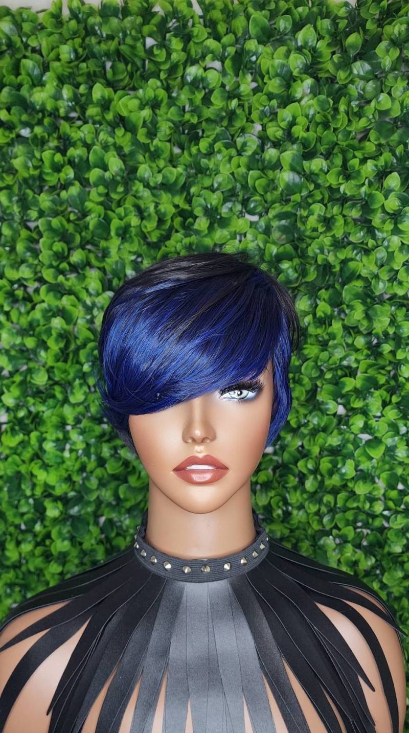 Blaue Pixie Perücke Kurzer Geschichteter Federknall von Etsy - Beautyblessings6