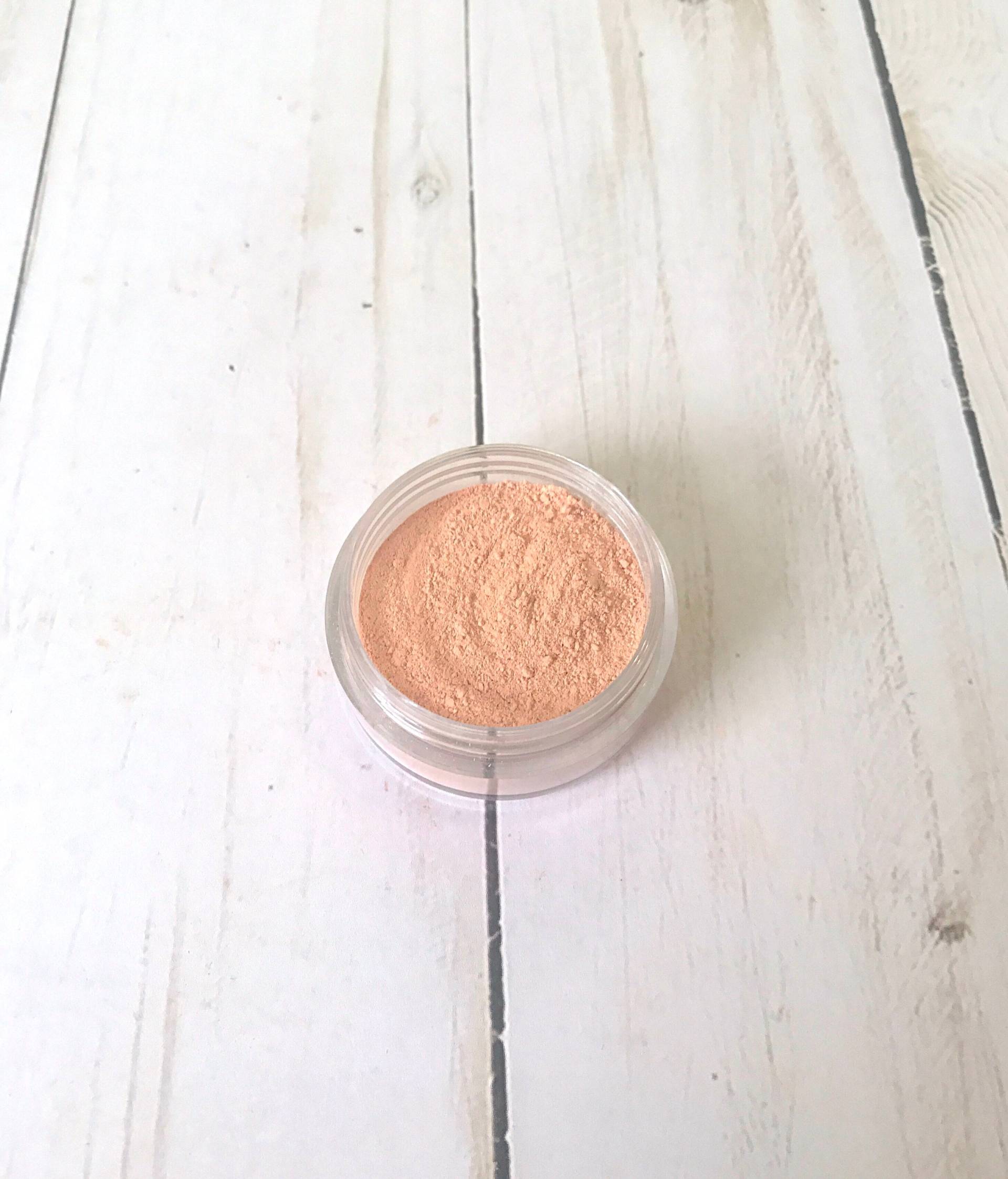 Leichte Mineralkontur - Leichter Matter Bronzer Lockere Natürliche Kontur 5 Schattierungen Leichte Mineralkontur - Leichter Matter Bronzer Lockere Natürliche Kontur 5 Schattierungen von Etsy - BeautybyKaylaLou