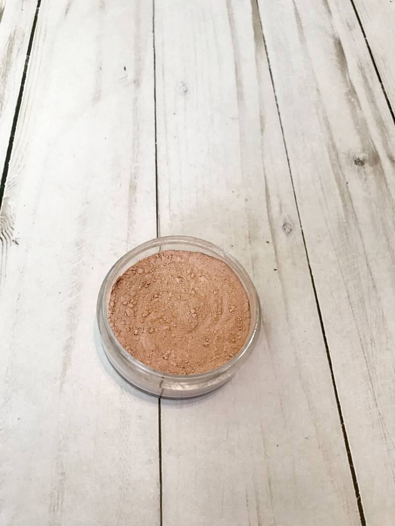 Medium Warm Mineral Foundation - Lockere Natürliches Make-Up 19 Shades Medium Warm Mineral Foundation - Lockere Natürliches Make-Up 19 Shades von Etsy - BeautybyKaylaLou