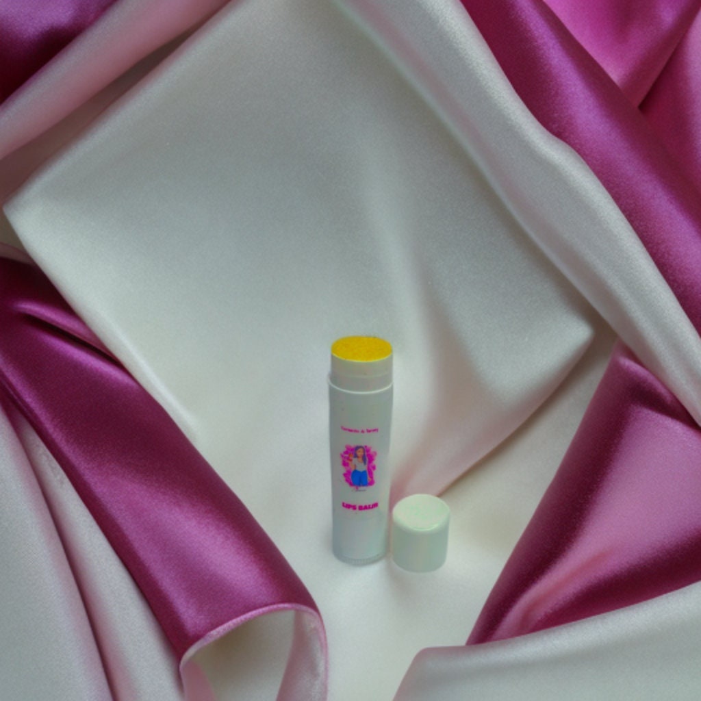 Leuchtender Kurkuma Lippenbalsam Leuchtender Kurkuma Lippenbalsam von Etsy - Beautybyrochglow