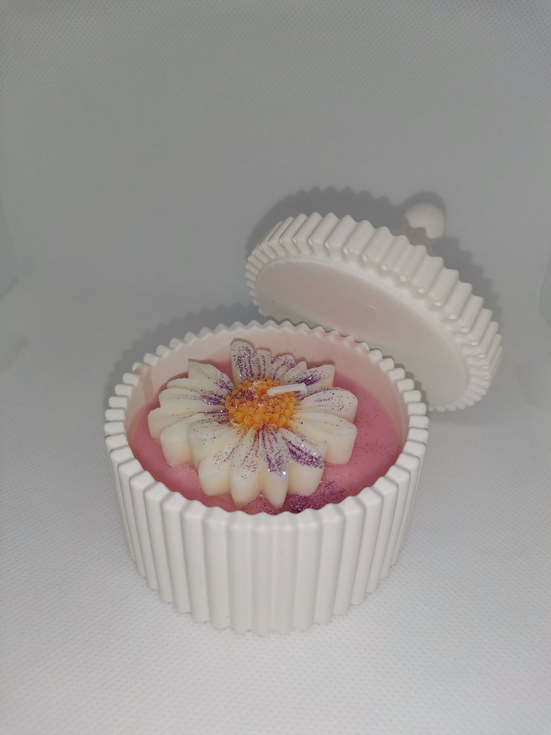 Wunderschöne Kerze in Keramik-Dose Gegossen Wunderschöne Kerze in Keramik-Dose Gegossen von Etsy - Beautyvitalshop