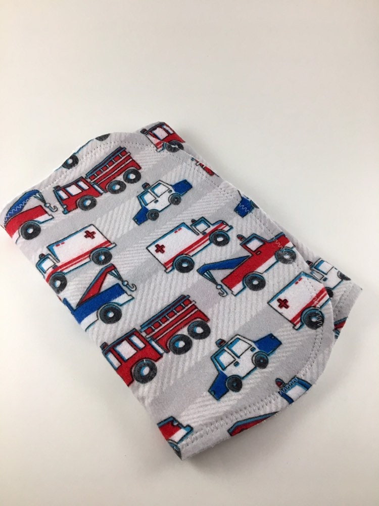Personalisierte Notfall Fahrzeuge Spucktuch, Feuerwehrauto Spucktuch Junge, Baby von Etsy - BeeKaiBaby