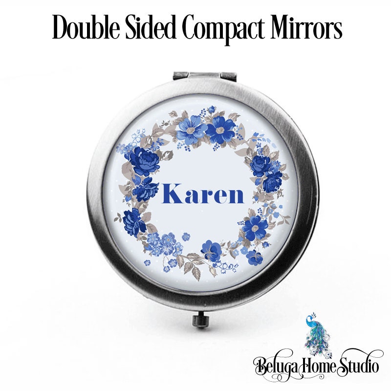 Kompaktspiegel Retro Blaue Blumen Blumenkranz Die Karen Brautjungfer Geschenke Kosmetikspiegel Personalisierte Geburtstage Damen Frauen Kompaktspiegel Retro Blaue Blumen Blumenkranz Die Karen Brautjungfer Geschenke Kosmetikspiegel Personalisierte Geburtstage Damen Frauen von Etsy - BelugaHomeStudio