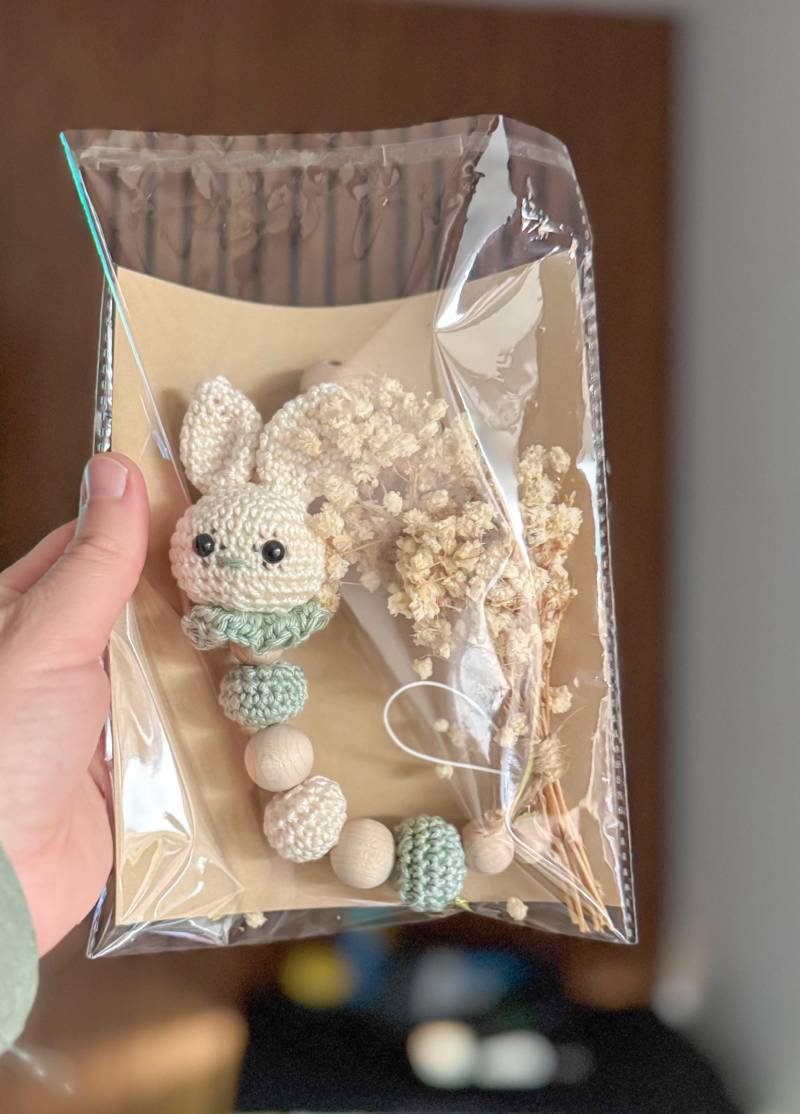 Baby Geschenk Häkel Set Amigurumi Schnullerhalter Schnullerclip Schnullerkette Kinderwagenkette Hase von Etsy - BestLovelythings