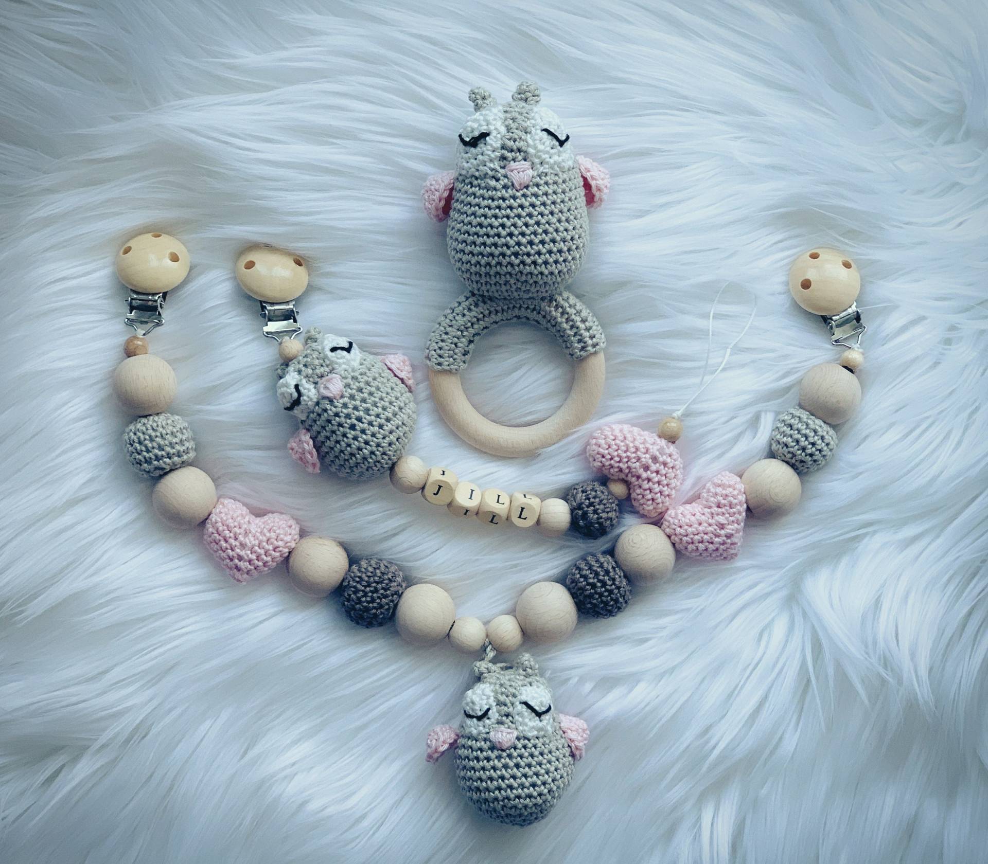 Baby Geschenk Häkel Set Amigurumi Schnullerhalter Schnullerclip Schnullerkette Rassel Greifling Kinderwagenkette Eule von Etsy - BestLovelythings