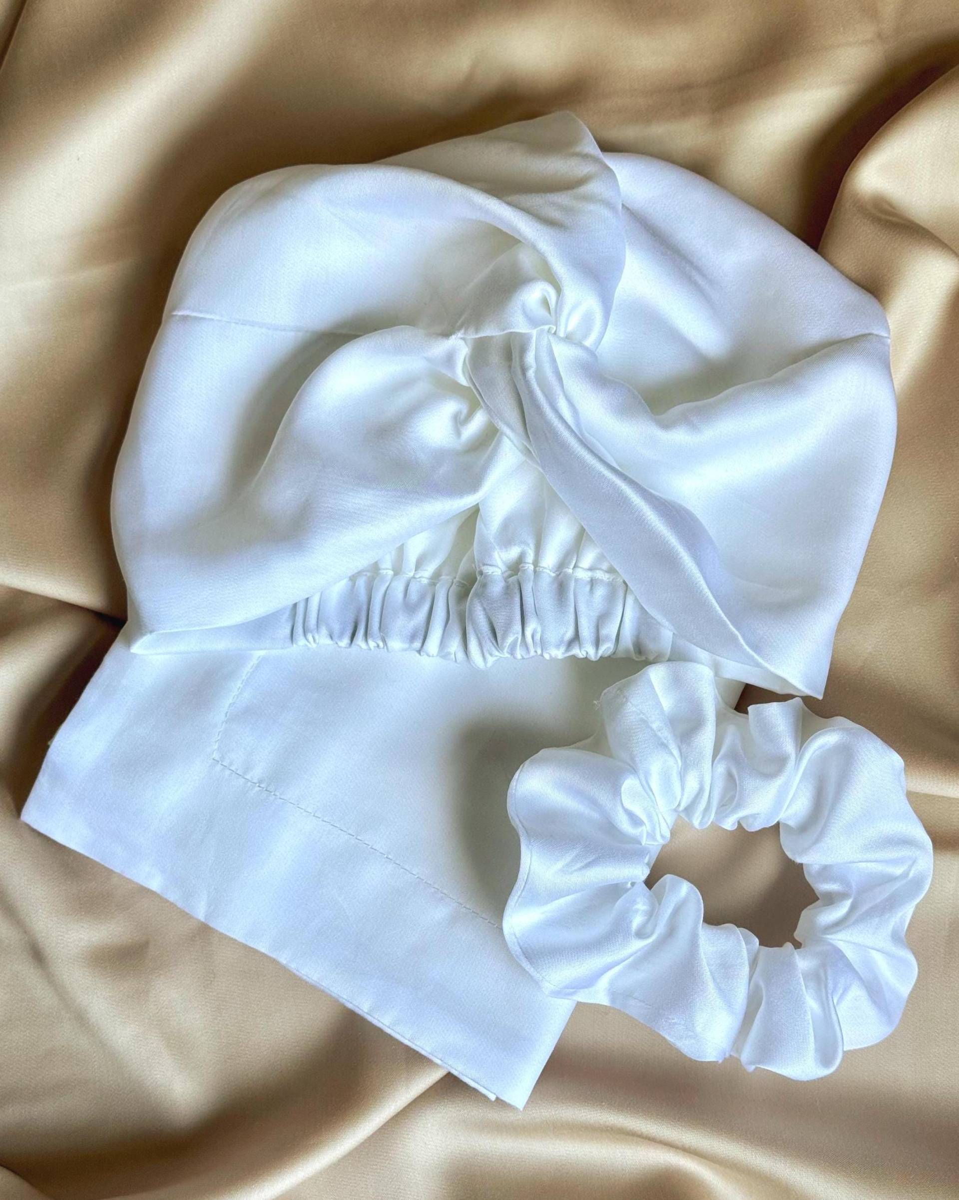 Bambus Hair Care Bundle Für Lockiges Haar | Bonnet Kissenbezug Scrunchie Set Komplette Nachtpflege Bambus Hair Care Bundle Für Lockiges Haar | Bonnet Kissenbezug Scrunchie Set Komplette Nachtpflege von Etsy - BetterBeCurly