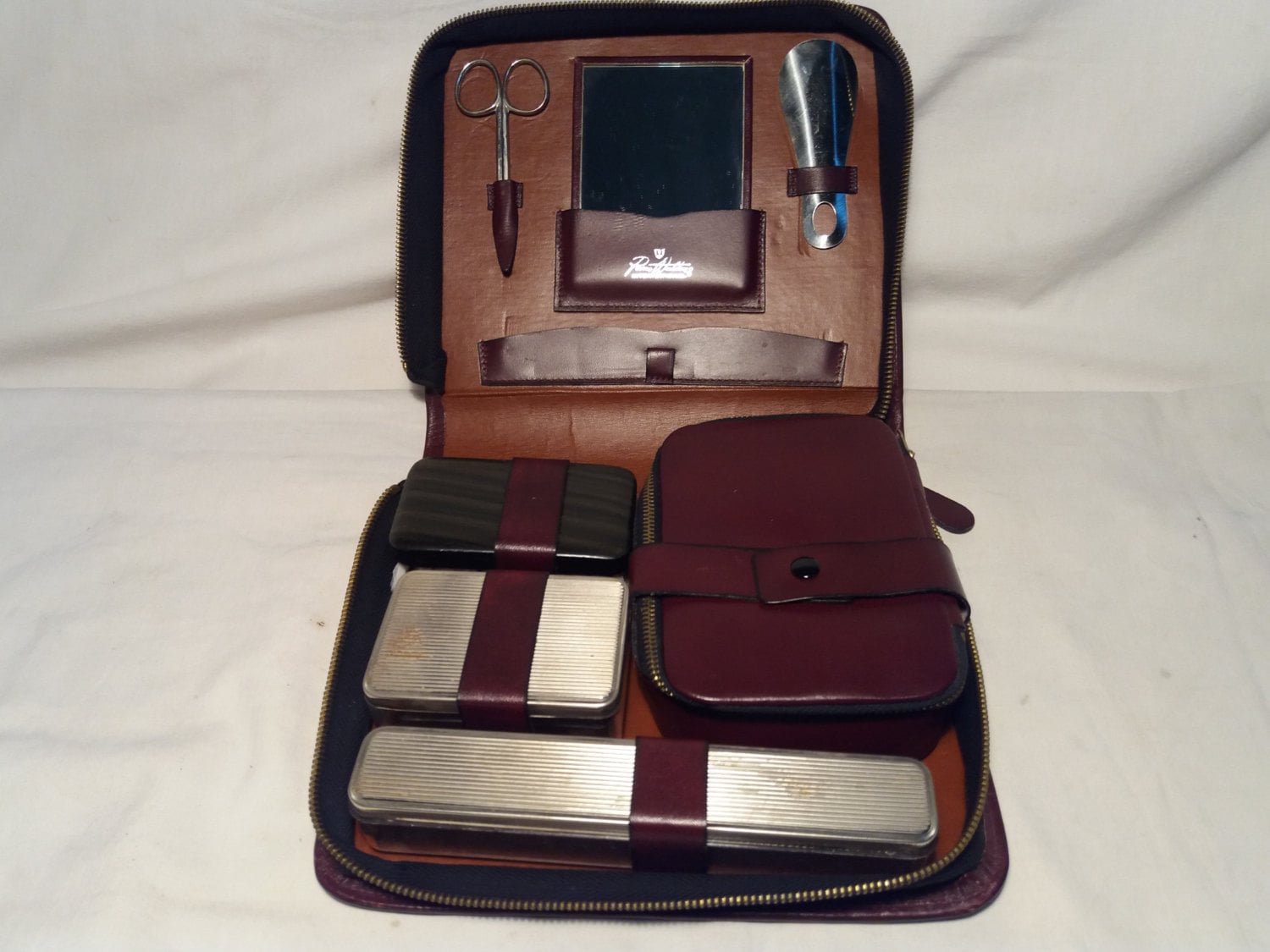 Vintage 1970Er Herrentoilette in Dunkelrotem Leder.made Germany von Etsy - BitakaVintage