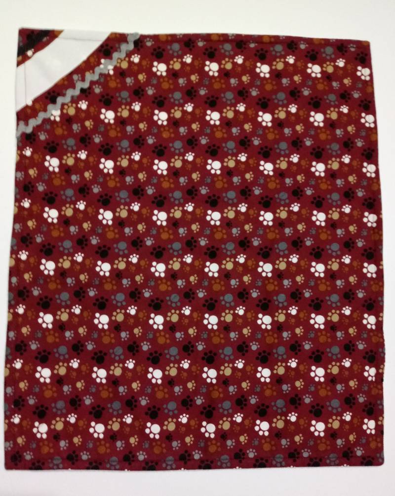 Pfotenabdrücke Absorbierende Wickelunterlage Baby Geschenk Für Jungen Pfotenabdrücke Absorbierende Wickelunterlage Baby Geschenk Für Jungen von Etsy - BitsyBearBoutique