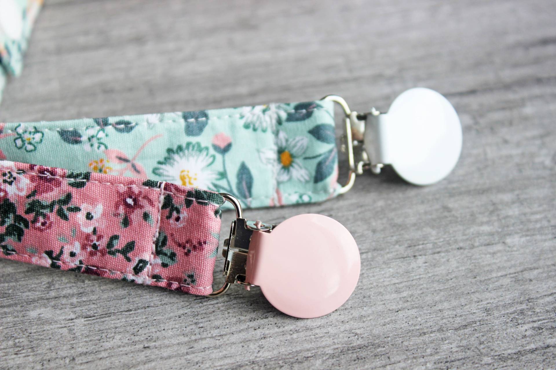 Schnullerkette Mädchen, Schnullerkette von Etsy - BlackBunnyCreations