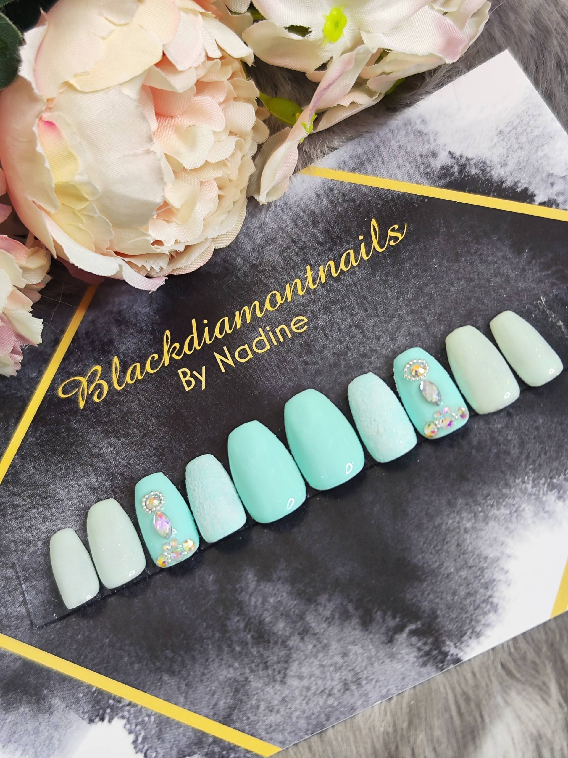 Press On Nails Gelnägel Künstliche Nägel Handgefertigt Ballerina Short. Design , , Leonora'' Press On Nails Gelnägel Künstliche Nägel Handgefertigt Ballerina Short. Design , , Leonora'' von Etsy - Blackdiamontbynadine