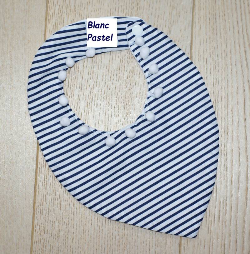 Seemann Lätzchen Gestreift Weiß Pompons von Etsy - Blancpastel