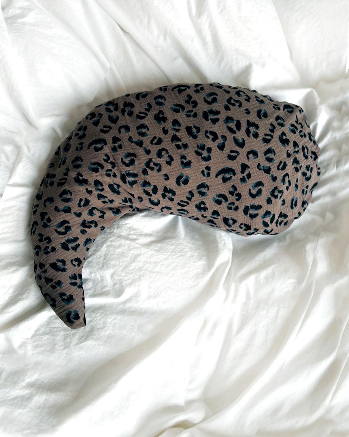 Yinnie Stillkissen Mit Musselin-Bezug | Option Inkl. Theraline 135 cm X 35 cm, Material Oeko Tex 100 Zertifiziert Yinnie Stillkissen Mit Musselin-Bezug | Option Inkl. Theraline 135 cm X 35 cm, Material Oeko Tex 100 Zertifiziert von Etsy - BlausbergBaby