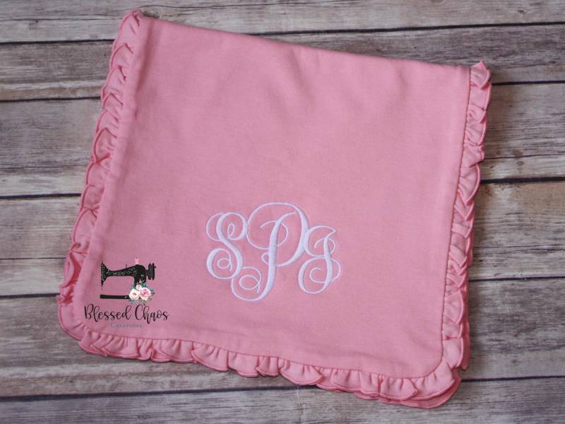 Monogrammierte Baumwolle Rosa Rüschen Baby Burp Tuch, Baby-Mädchen-Burp-Rag, Personalisierte Baby-Dusche-Geschenk, Benutzerdefinierte von Etsy - BlessedChaosCreation