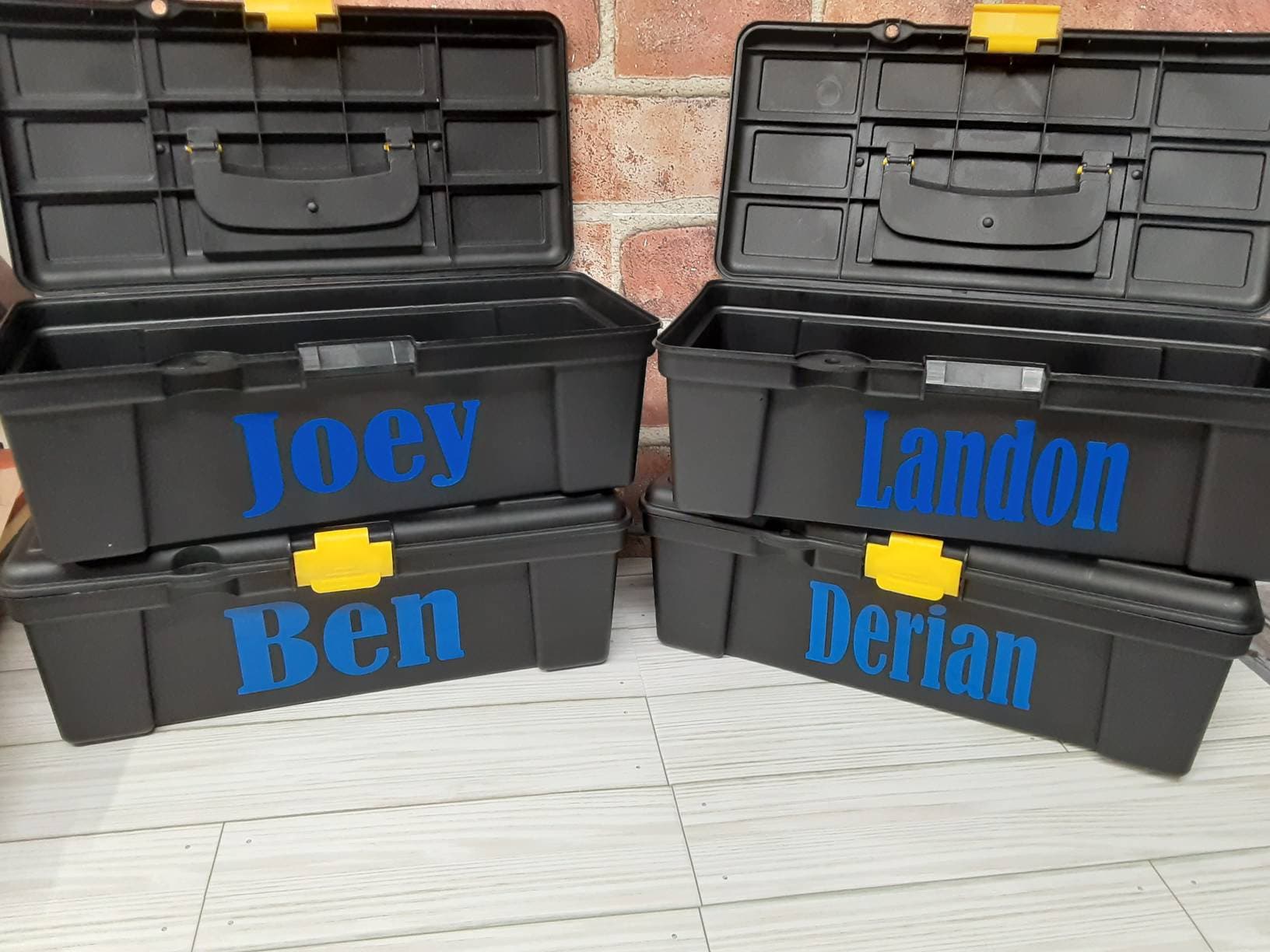 Personalisierte Jungen Werkzeugkiste, Zubehörbox, Geschenkkörbe, Valentinstag Geschenk, Geschenkbox, Personalisierte Tackle-Box, Aufbewahrungskoffer von Etsy - BlessedDesigns02