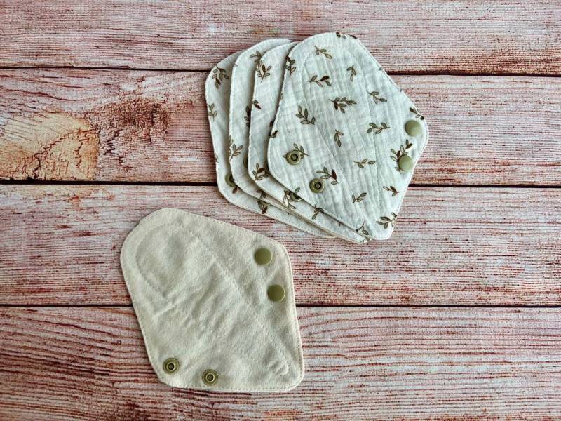 6 "Wiederverwendbare Tanga Panty Liner Set, Bio-stoffpads, Kleine Slipeinlagen, Extradünne, Zero Waste Damenbinden von Etsy - BloomPads