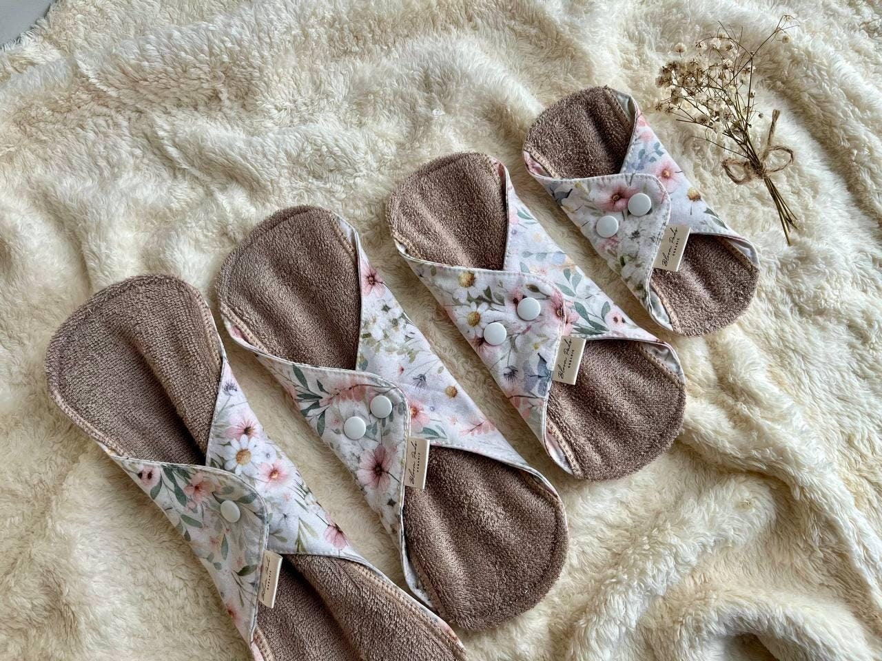 Bio-Bambustuchpads Starter Pack Wiederverwendbare Damenbinden Mit Blumenmuster von Etsy - BloomPads