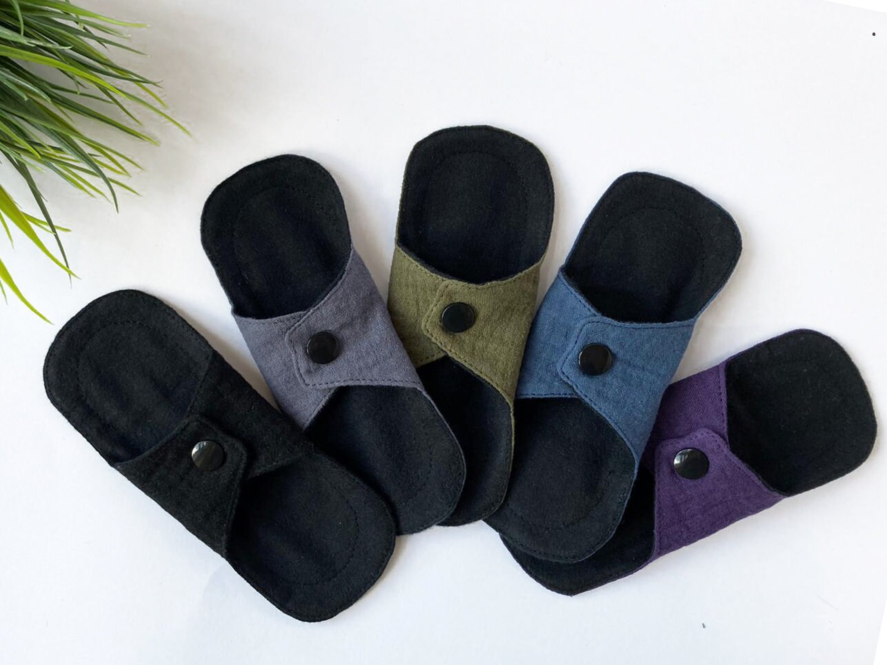 Dünnes Slipeinlagen-Set Für Den Täglichen Gebrauch, Stoffpads Aus Bio-Baumwolle, Dunkle Kleine Slipeinlagen, Zero Waste Geschenk Frauen Dünnes Slipeinlagen-Set Für Den Täglichen Gebrauch, Stoffpads Aus Bio-Baumwolle, Dunkle Kleine Slipeinlagen, Zero Waste Geschenk Frauen von Etsy - BloomPads