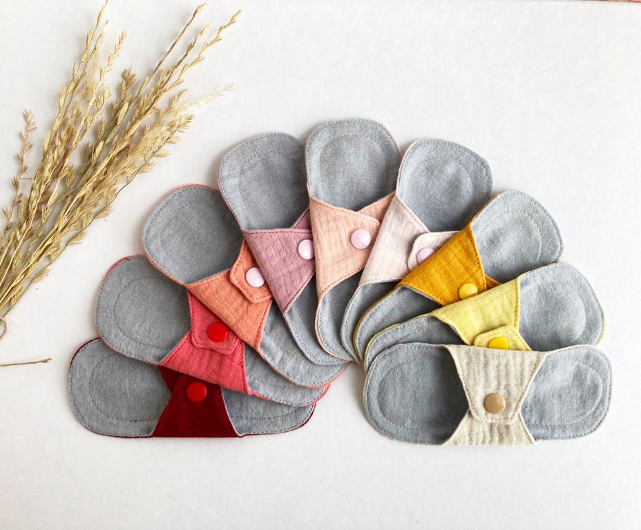 Dünnes Slipeinlagen-Set Für Den Täglichen Gebrauch, Stoffpads Aus Bio-Baumwolle, Weiche Kleine Slipeinlagen, Zero Waste Geschenk Frauen Dünnes Slipeinlagen-Set Für Den Täglichen Gebrauch, Stoffpads Aus Bio-Baumwolle, Weiche Kleine Slipeinlagen, Zero Waste Geschenk Frauen von Etsy - BloomPads