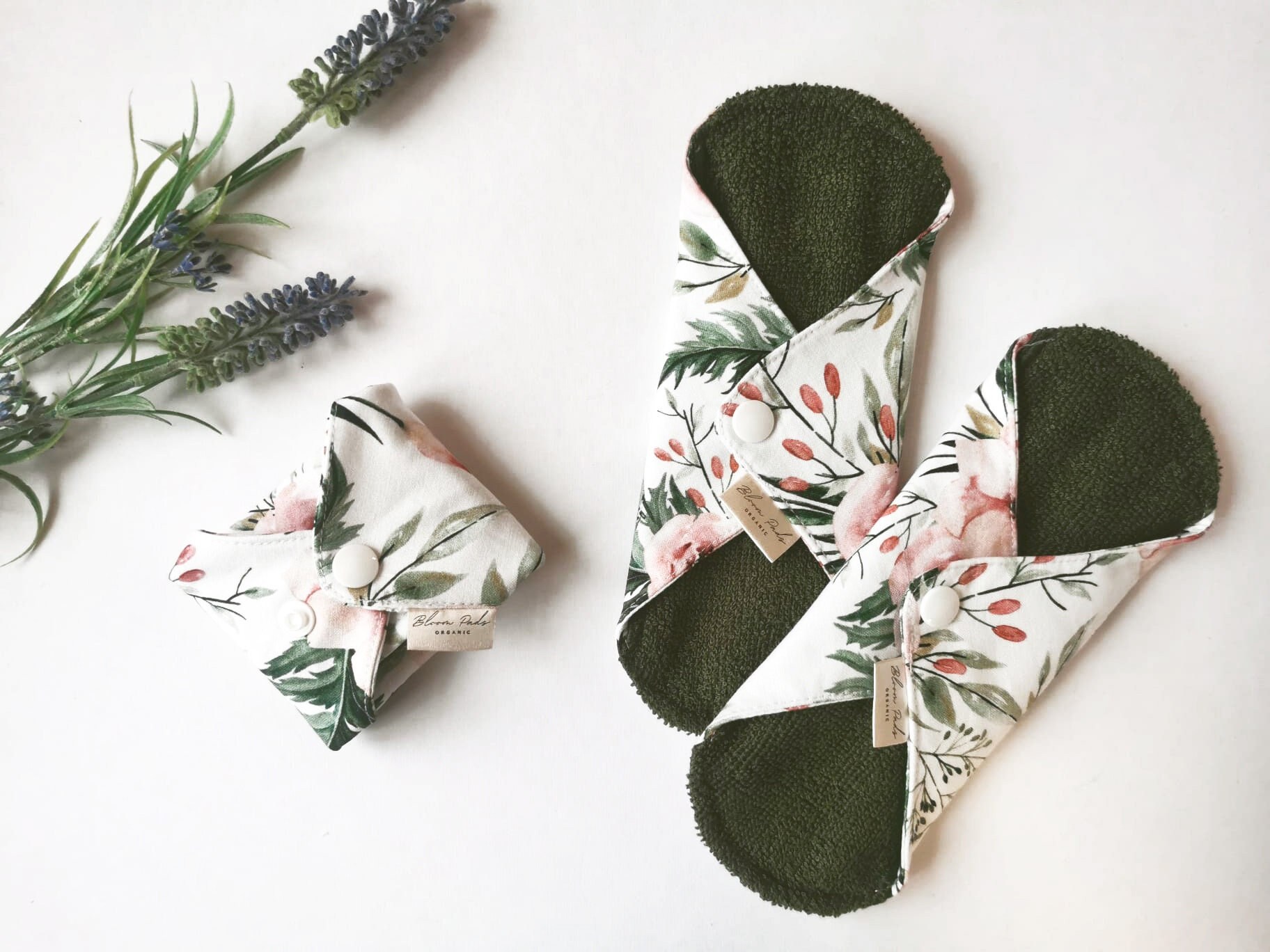 Wiederverwendbare Bio-Bambus-Tuchkissen Blumenmuster, Zero Waste Wiederverwendbare Bio-Bambus-Tuchkissen Blumenmuster, Zero Waste von Etsy - BloomPads