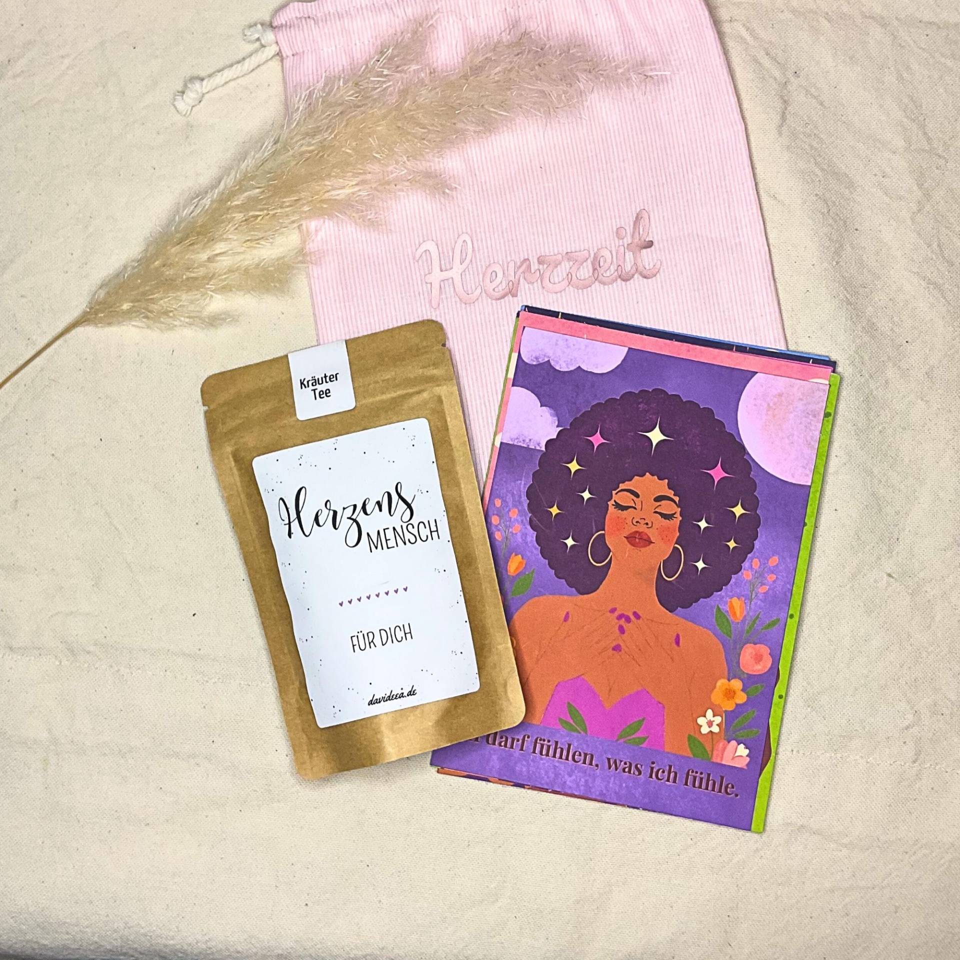 Geschenkset Affirmationskarten Tee Stoffbeutel | Selfcare Geschenk Frauen |Achtsamkeit Set Für Weihnachten| Handillustriert von Etsy - Bloomingela